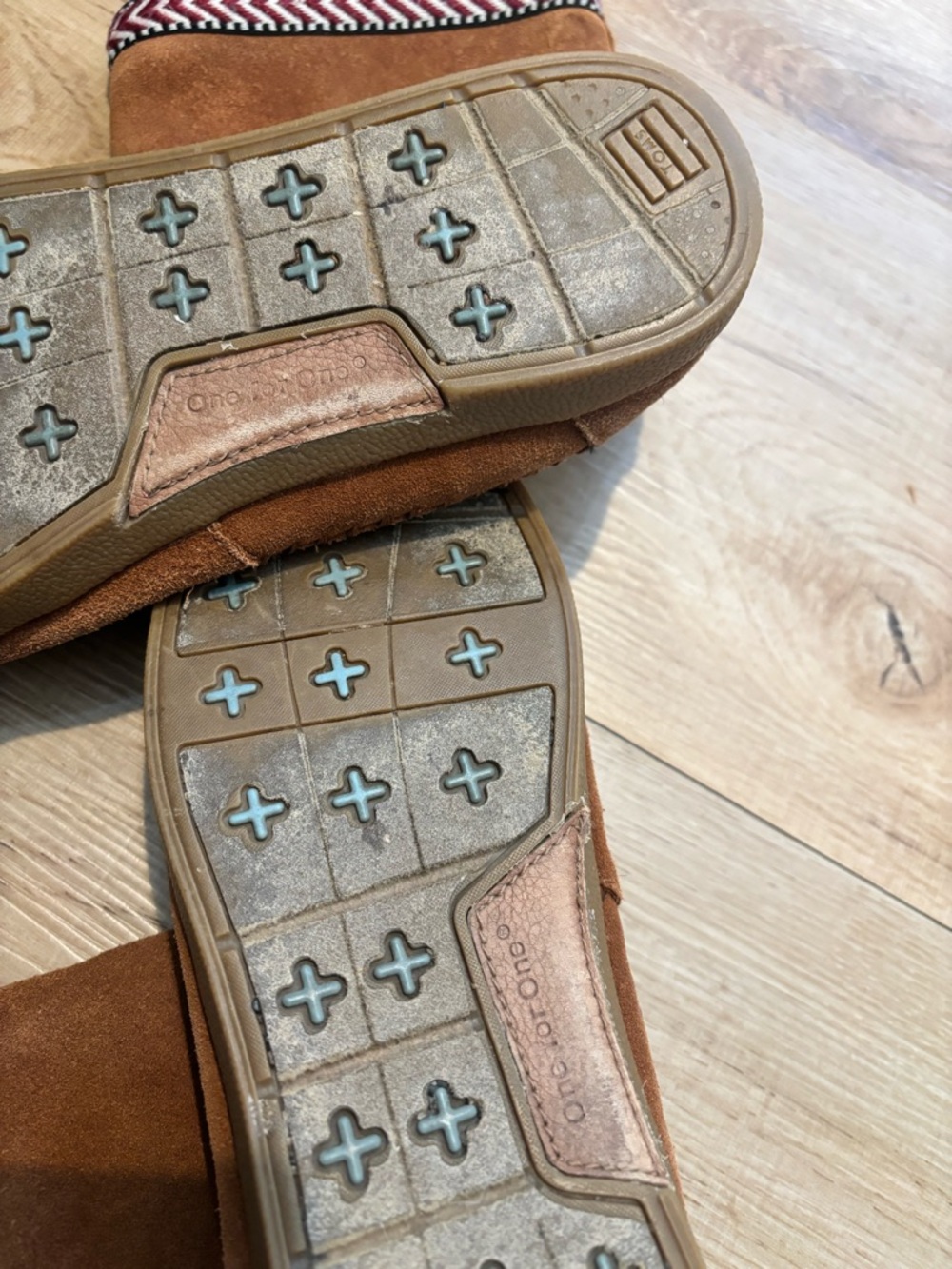 3for $15๐ Toms Nepal Brown Leather Boots - Picture 9 of 10